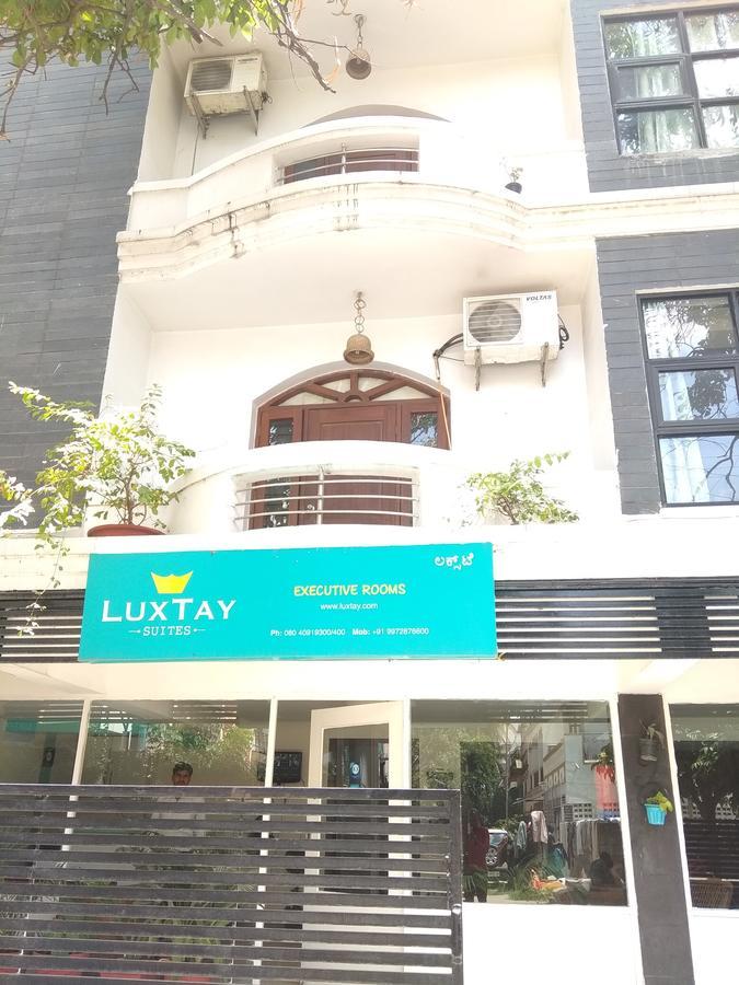 Luxtay Suites Bangalore Exterior foto